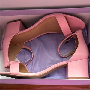 Stylish Pink Heels with Chunky Block Heel